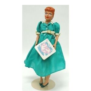 1988 vintage collectibles lucy doll in green